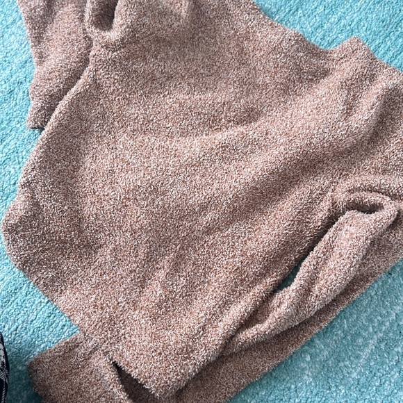 Top - Picture 3 of 3